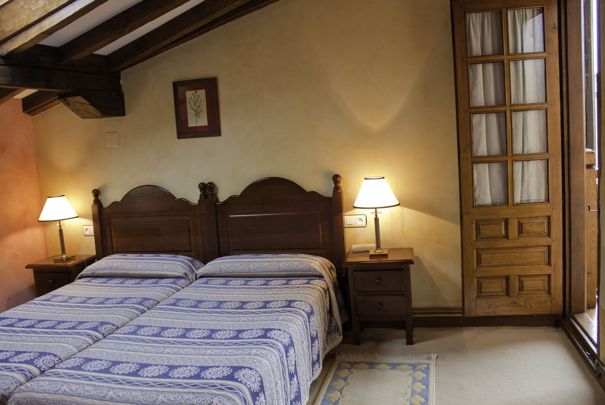 Hotel La Casa Del Organista Santillana del Mar Exterior foto